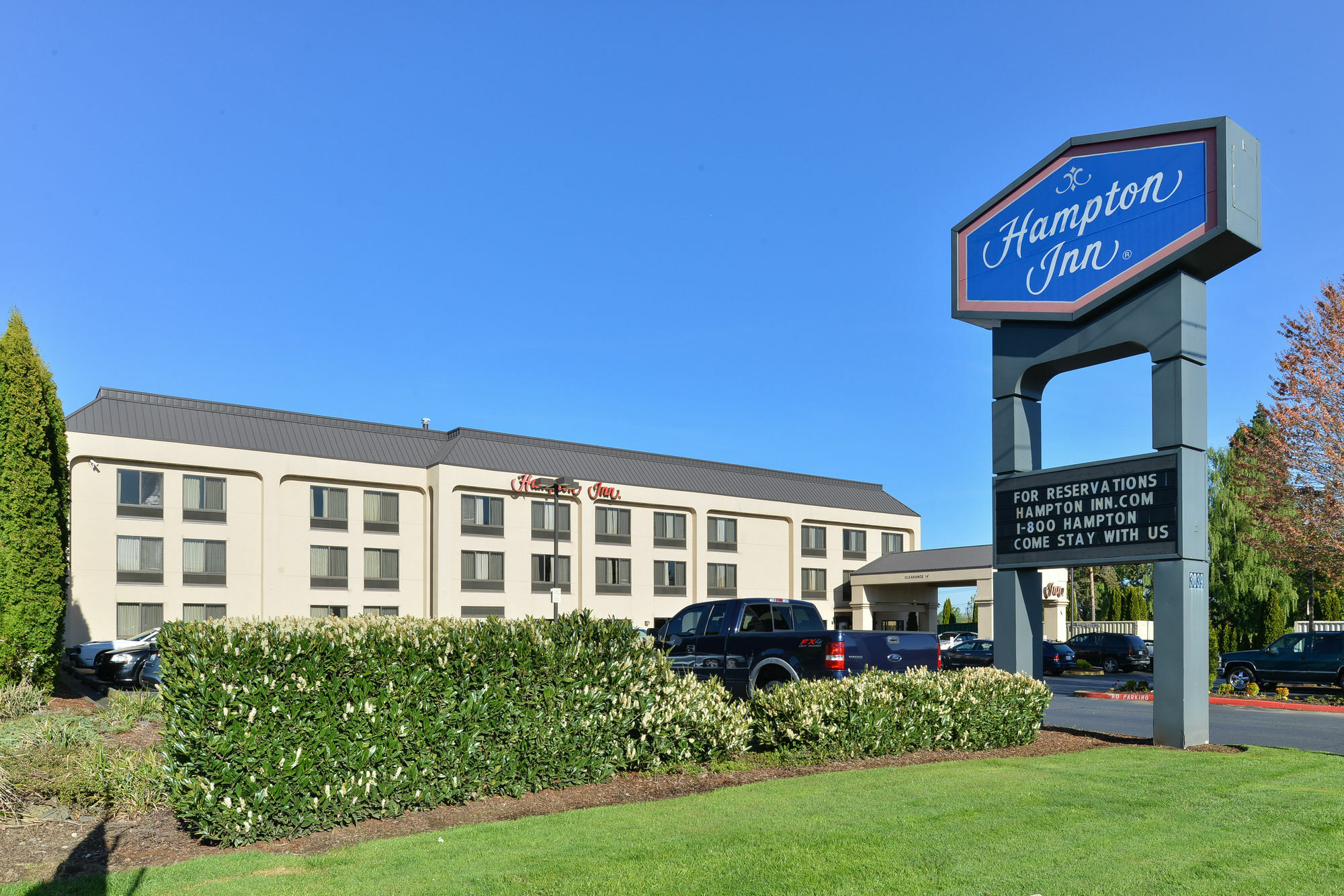 Hampton Inn Portland East Fairview Exterior foto